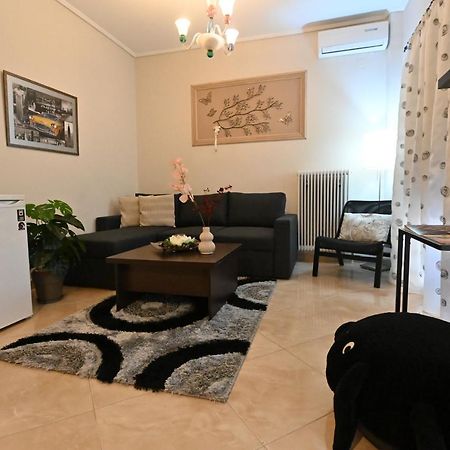 Cozy Apartment Νear Nea Paralia Of Thessaloniki Exterior photo