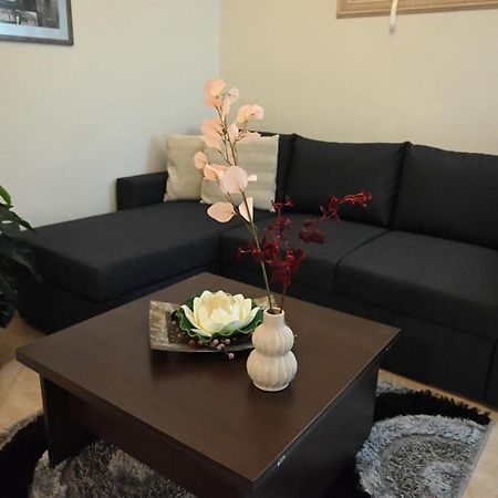Cozy Apartment Νear Nea Paralia Of Thessaloniki Exterior photo