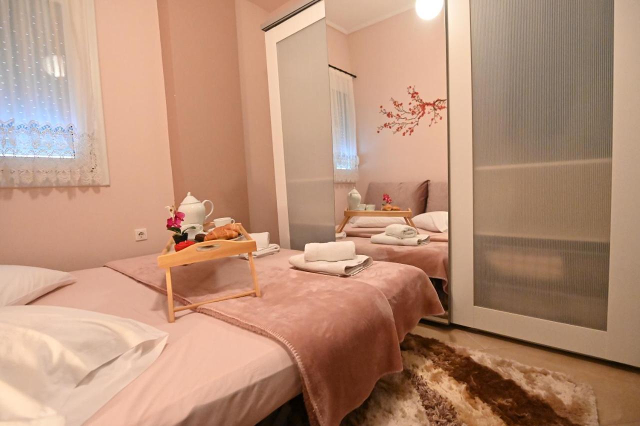 Cozy Apartment Νear Nea Paralia Of Thessaloniki Exterior photo